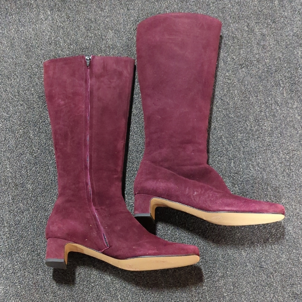 Banana Republic Burgundy Heeled Boots